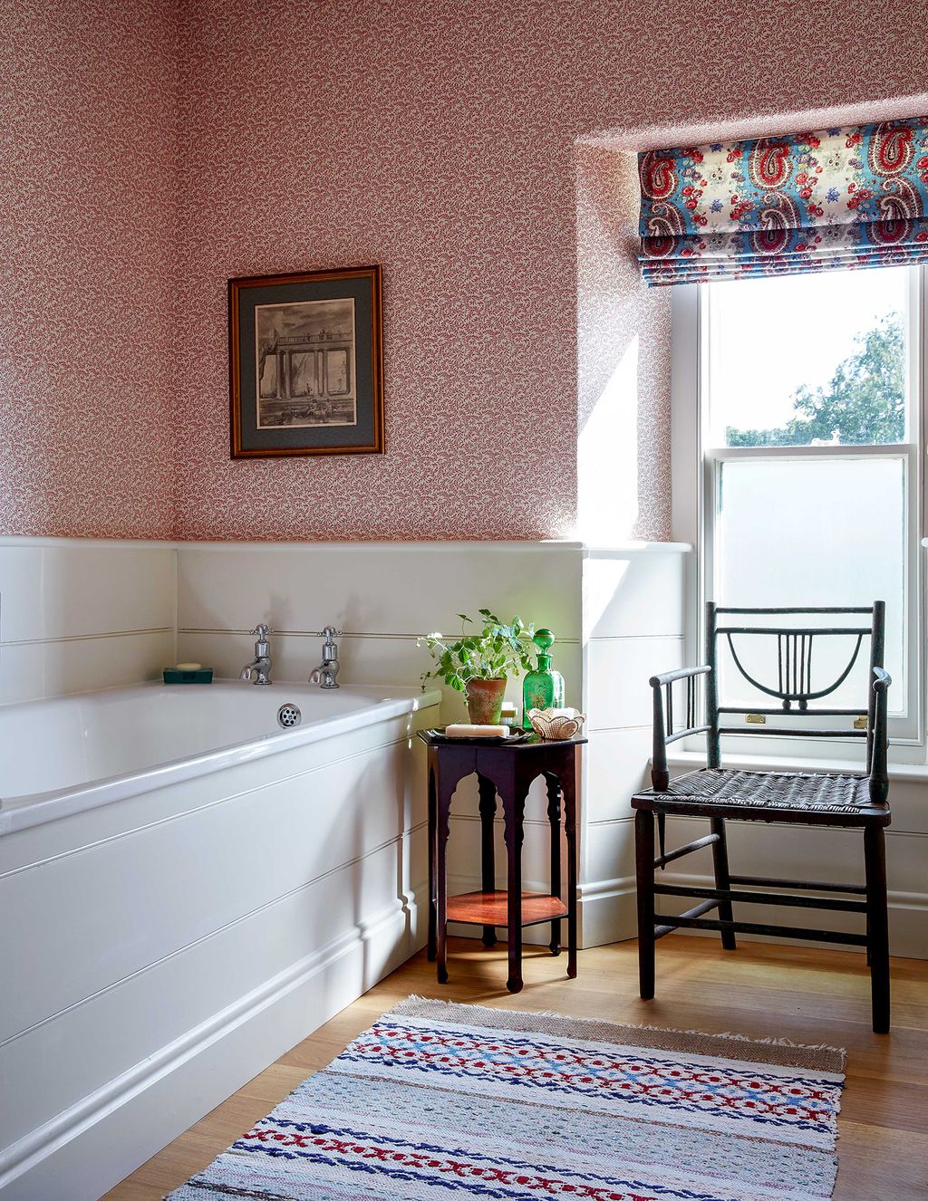 Image may contain Home Decor Interior Design Indoors Rug Room Corner and Flooring