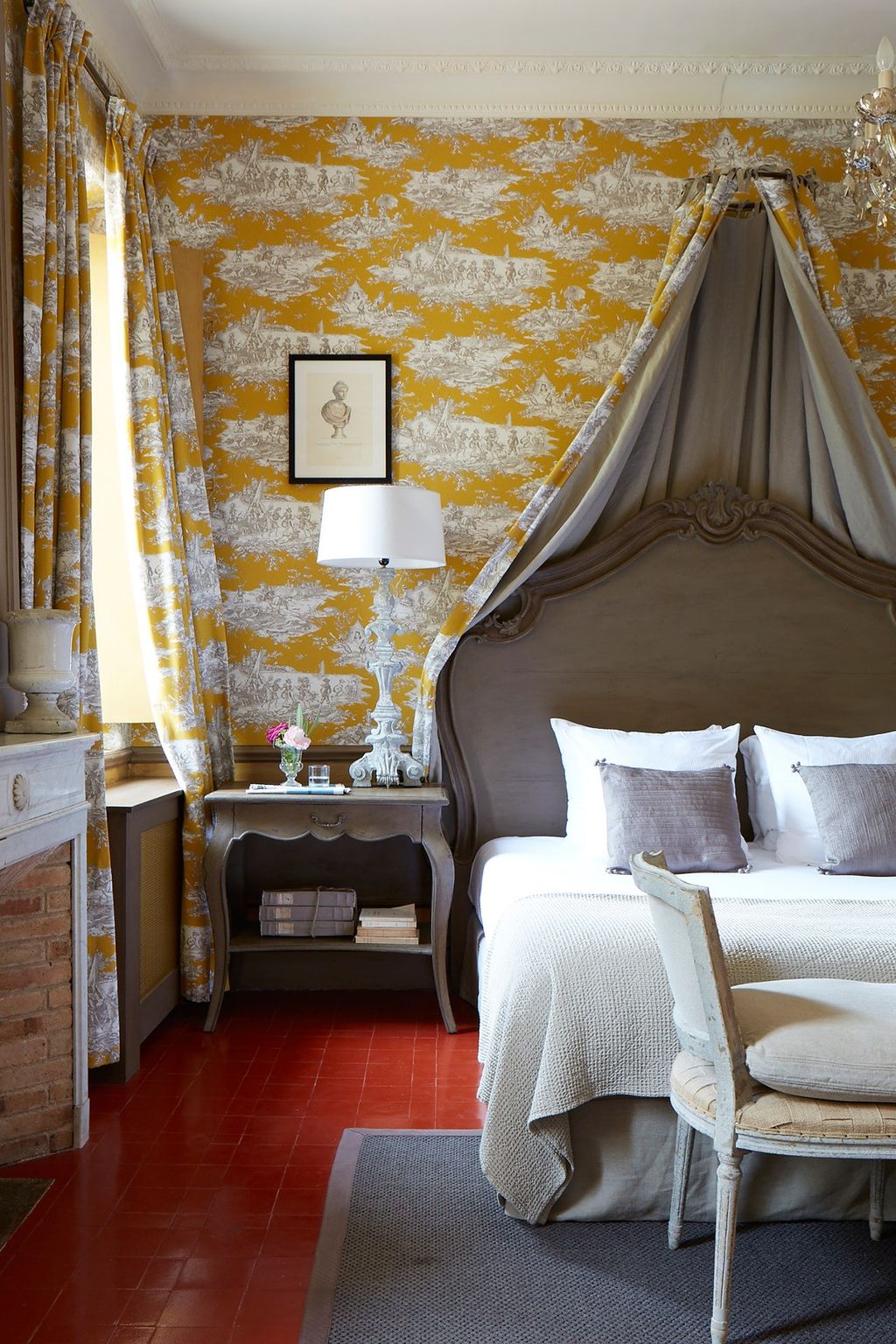 Eighteen years later I meet her again and none of her enthusiasm has paled. I'm staying at her newest Provence house...