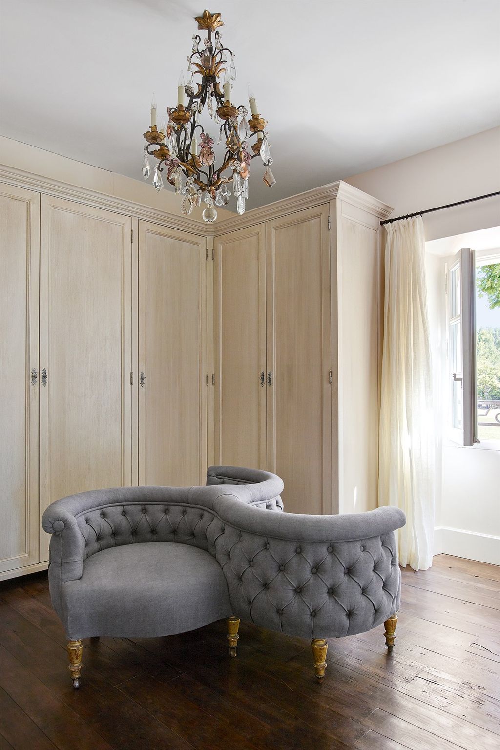 Luxurious Dressing Room | Small Space Ideas