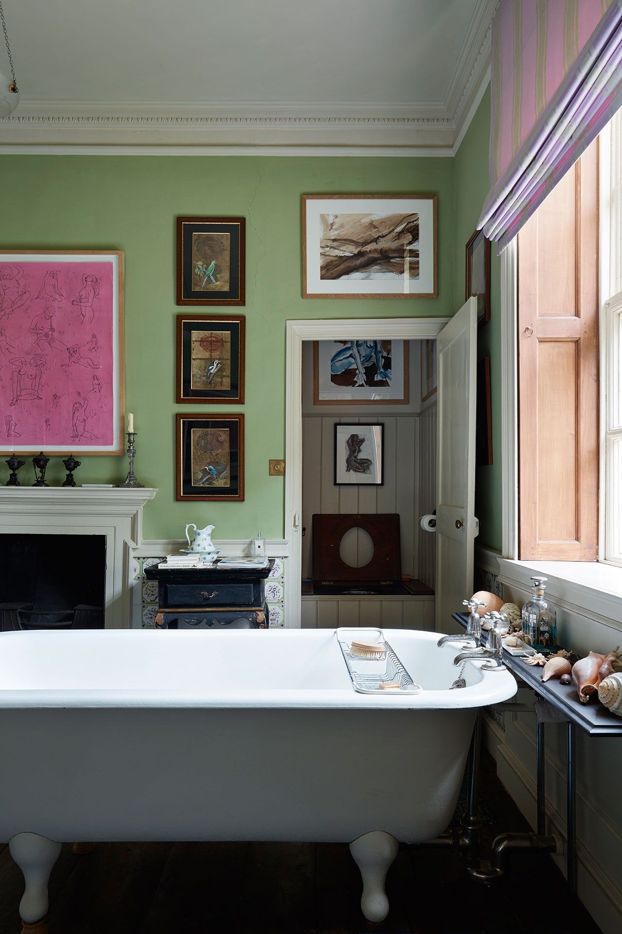 Image may contain Indoors Room Interior Design Tub and Bathtub