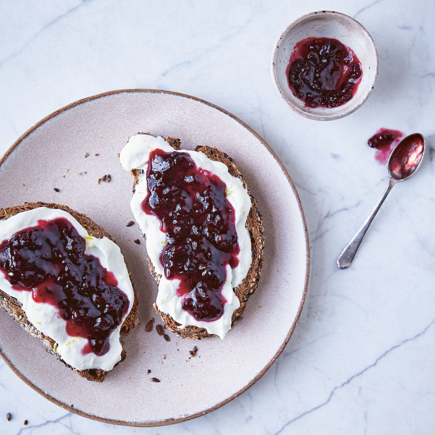 Whipped ricotta toast with blackberry juniper jam