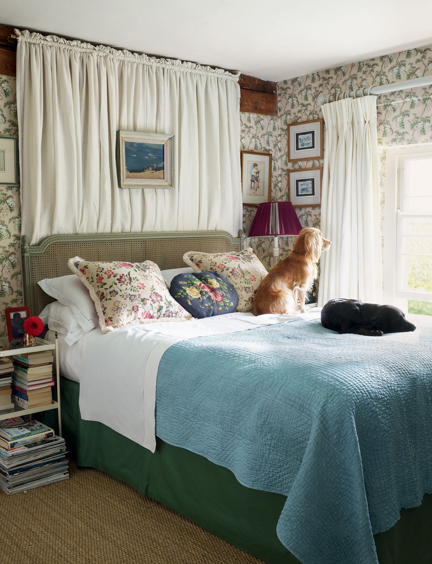 Image may contain Indoors Room Bedroom Dorm Room Furniture and Bed