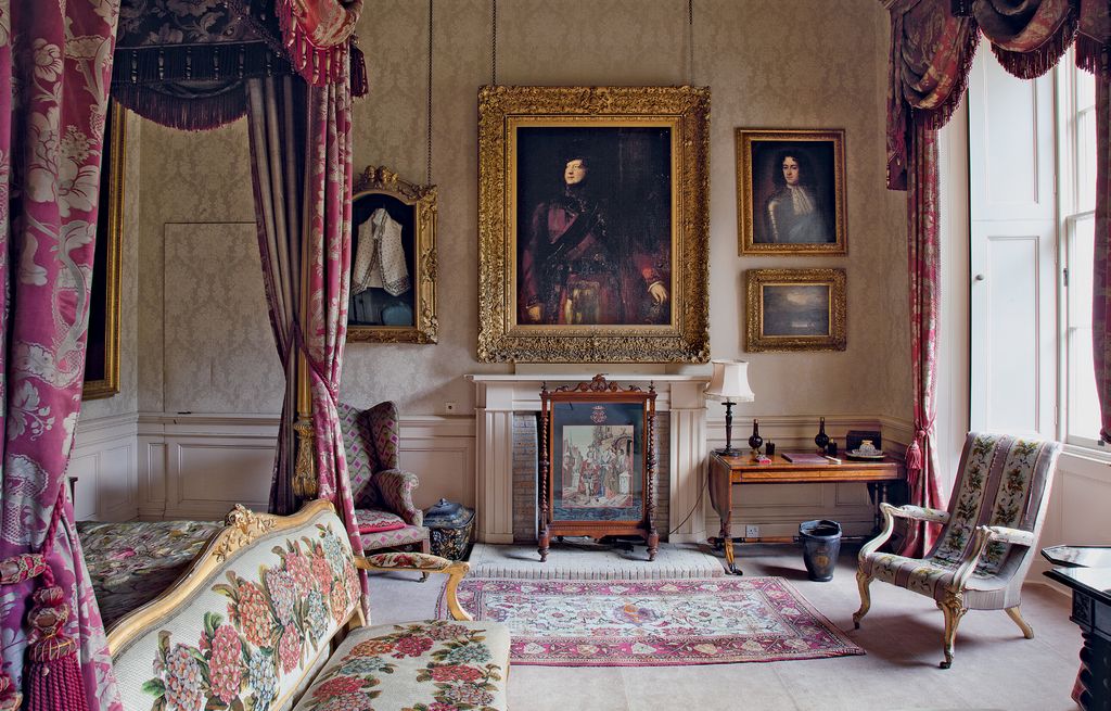 Image may contain Living Room Room Indoors Furniture Flooring Human Person Interior Design Couch and Home Decor