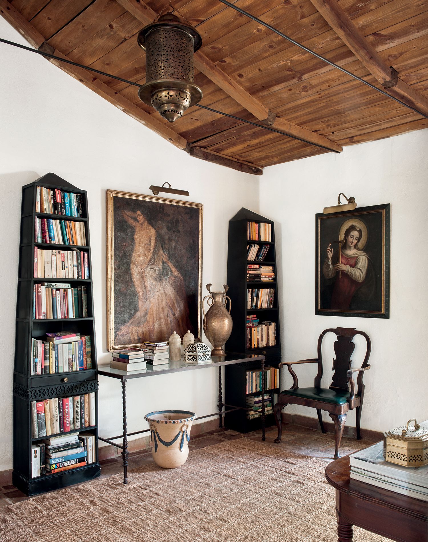 The best novels to read depending on your summer holiday destination