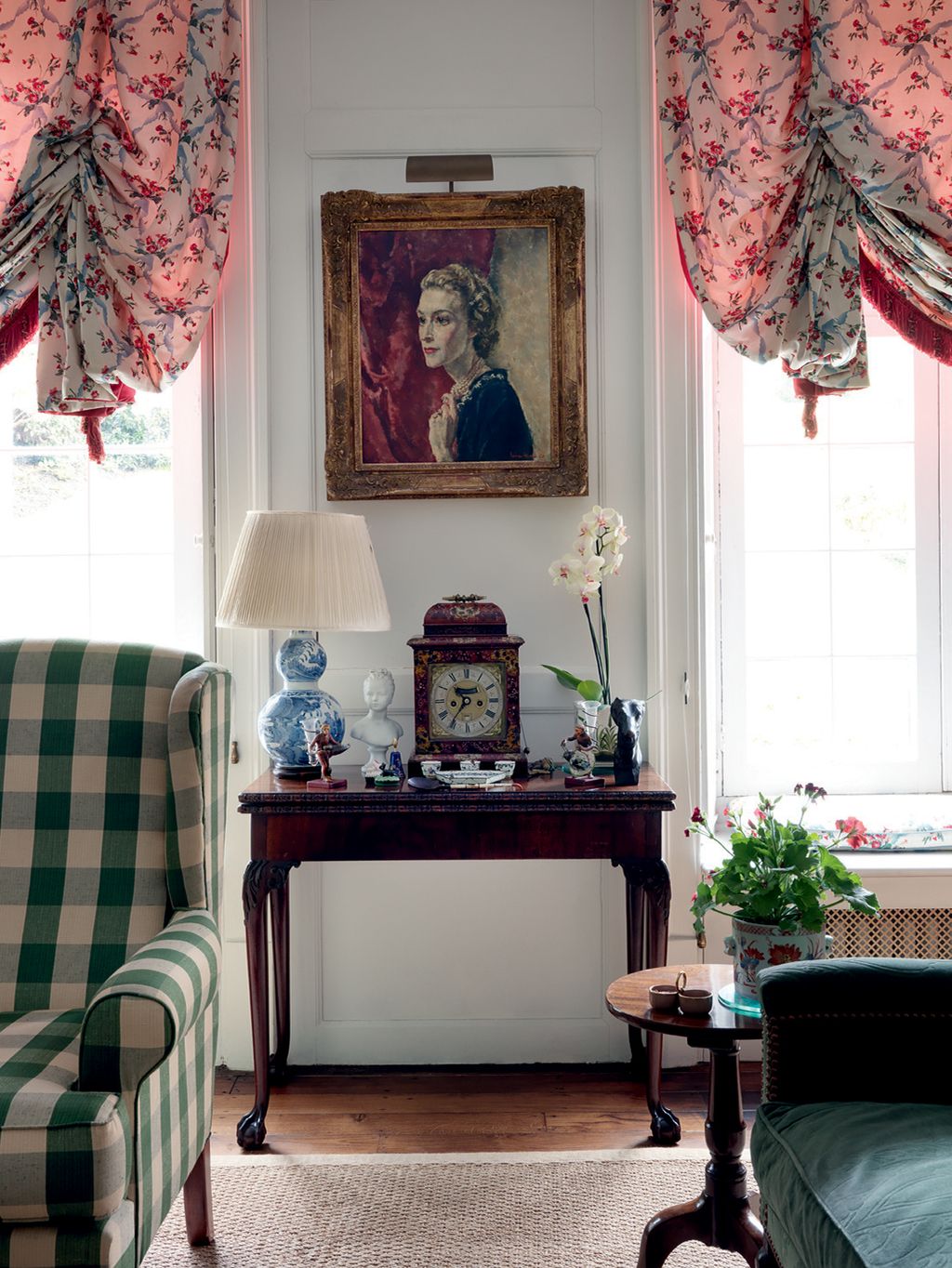 Image may contain Living Room Indoors Room Furniture Couch Interior Design Home Decor Human Person Chair and Lamp