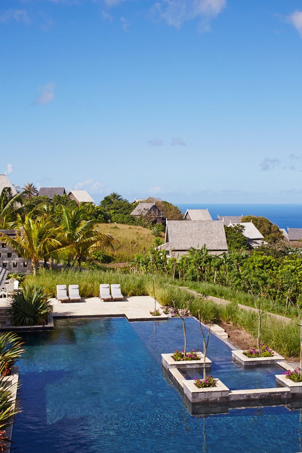 The Pool | Belle Mont Farm  Hotels