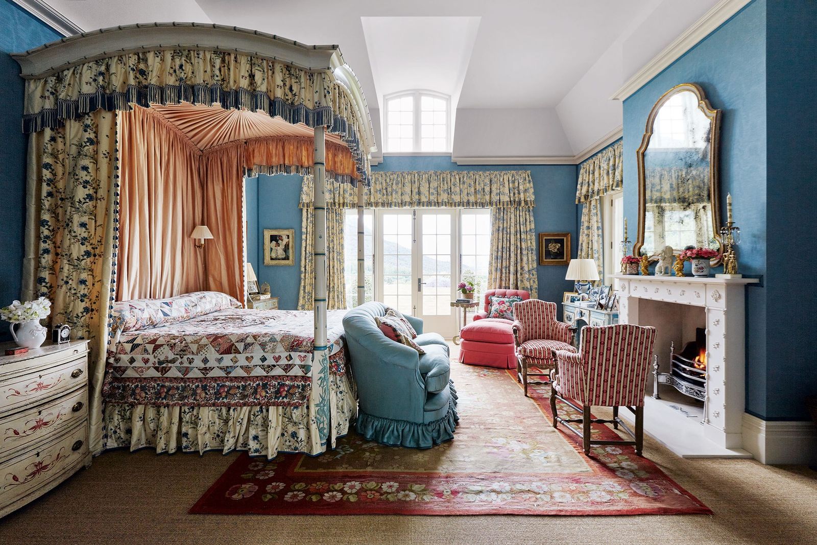 Image may contain Room Indoors Bedroom Furniture Living Room Interior Design Chair Rug and Bed