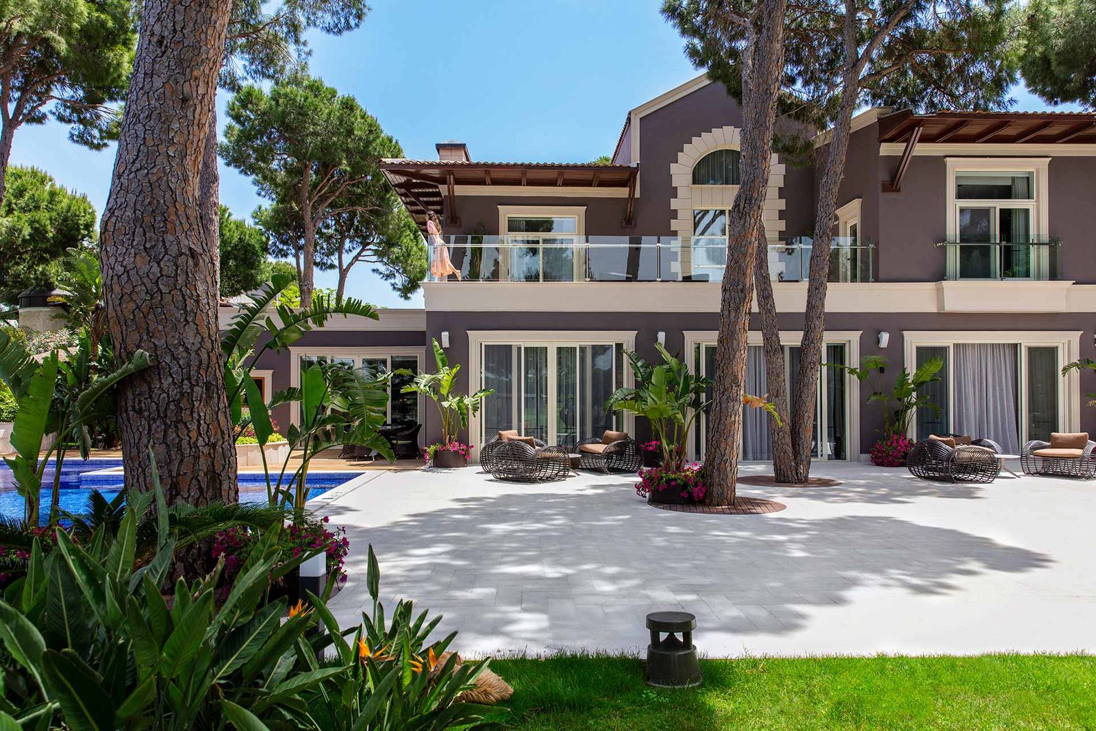 Image may contain Housing Villa House Building Outdoors and Patio