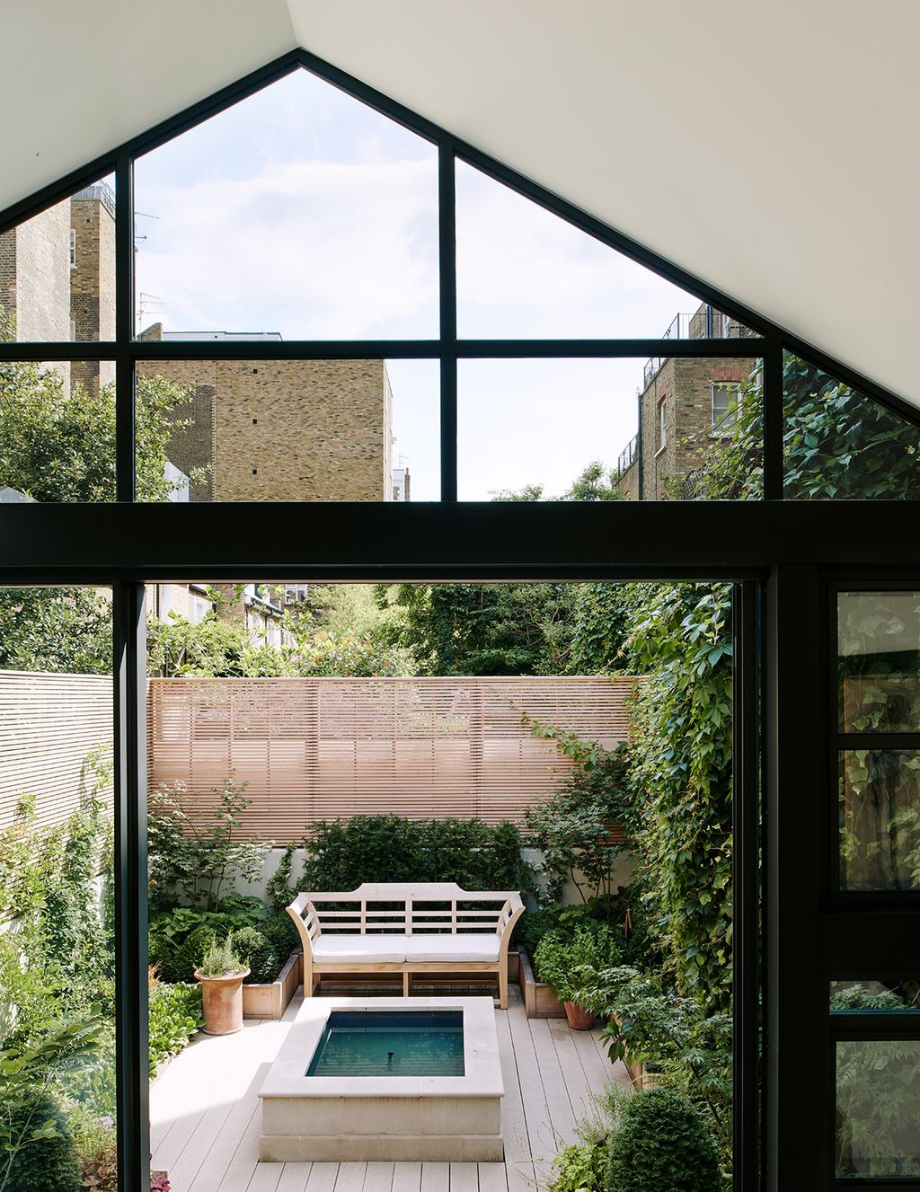 Smart ideas for small gardens