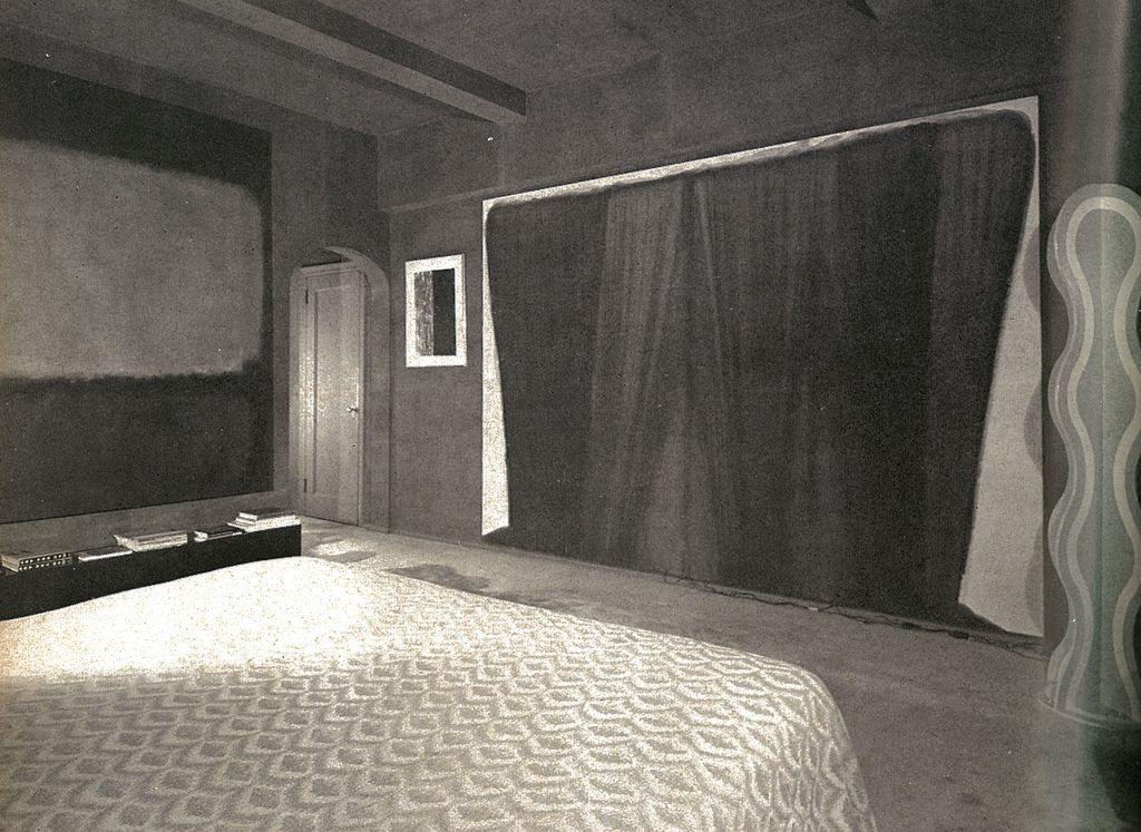 Image may contain Flooring Floor Indoors Corridor and Room