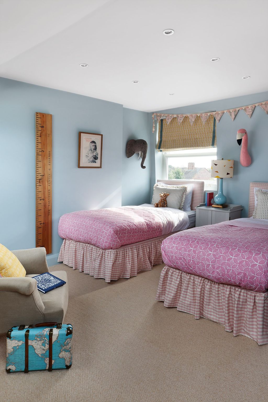 Image may contain Indoors Room Bedroom Dorm Room Furniture and Living Room