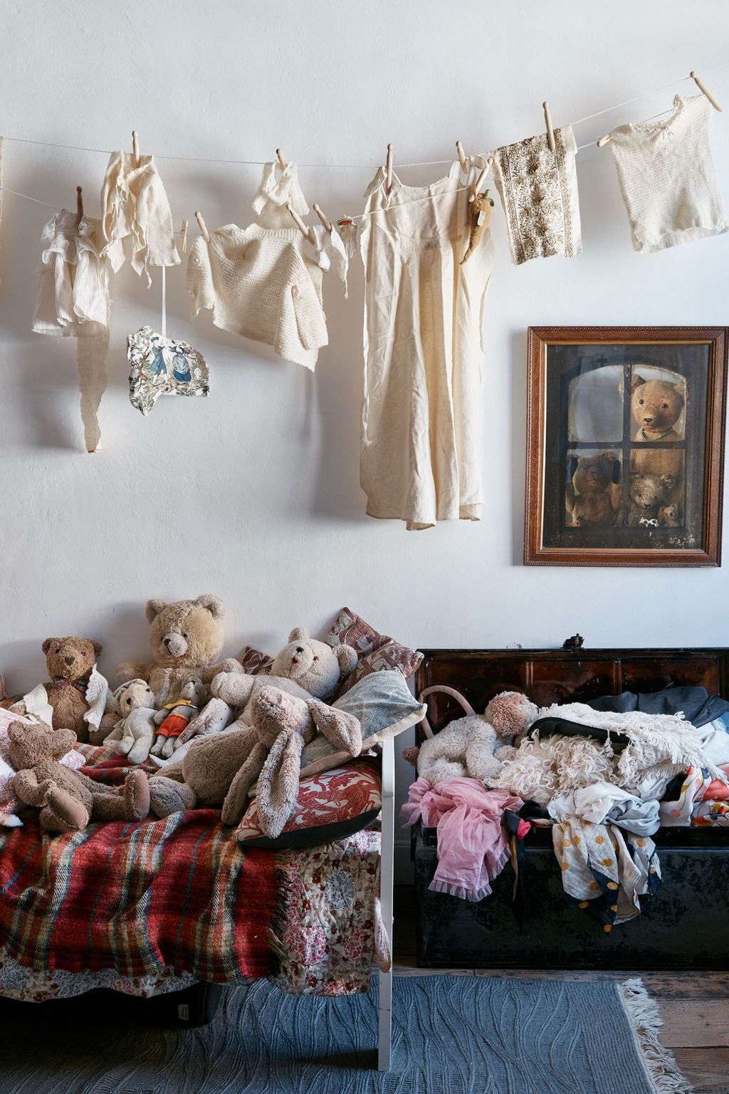 Image may contain Indoors Room Living Room Couch Furniture and Bedroom