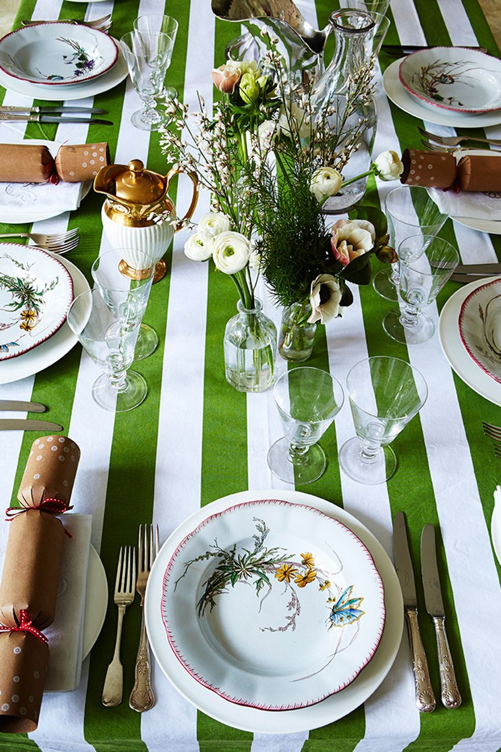 Image may contain Tablecloth Home Decor Furniture Dining Table Table Cutlery Fork Linen and Tabletop