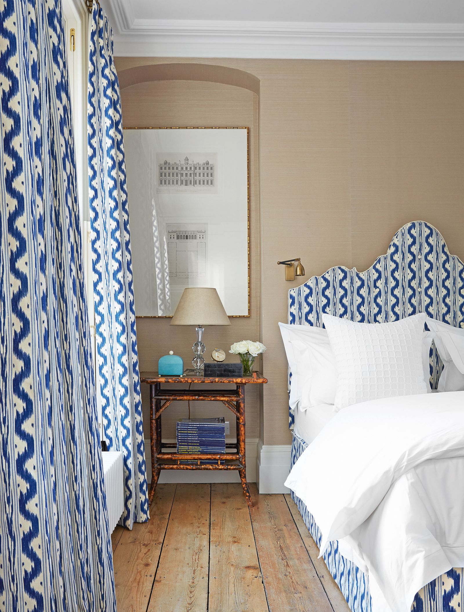 Image may contain Furniture Room Bedroom Indoors Interior Design and Bed