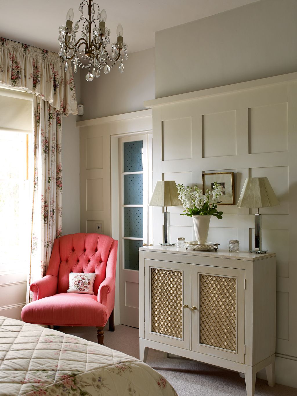 Image may contain Furniture Living Room Indoors Room Interior Design and Couch