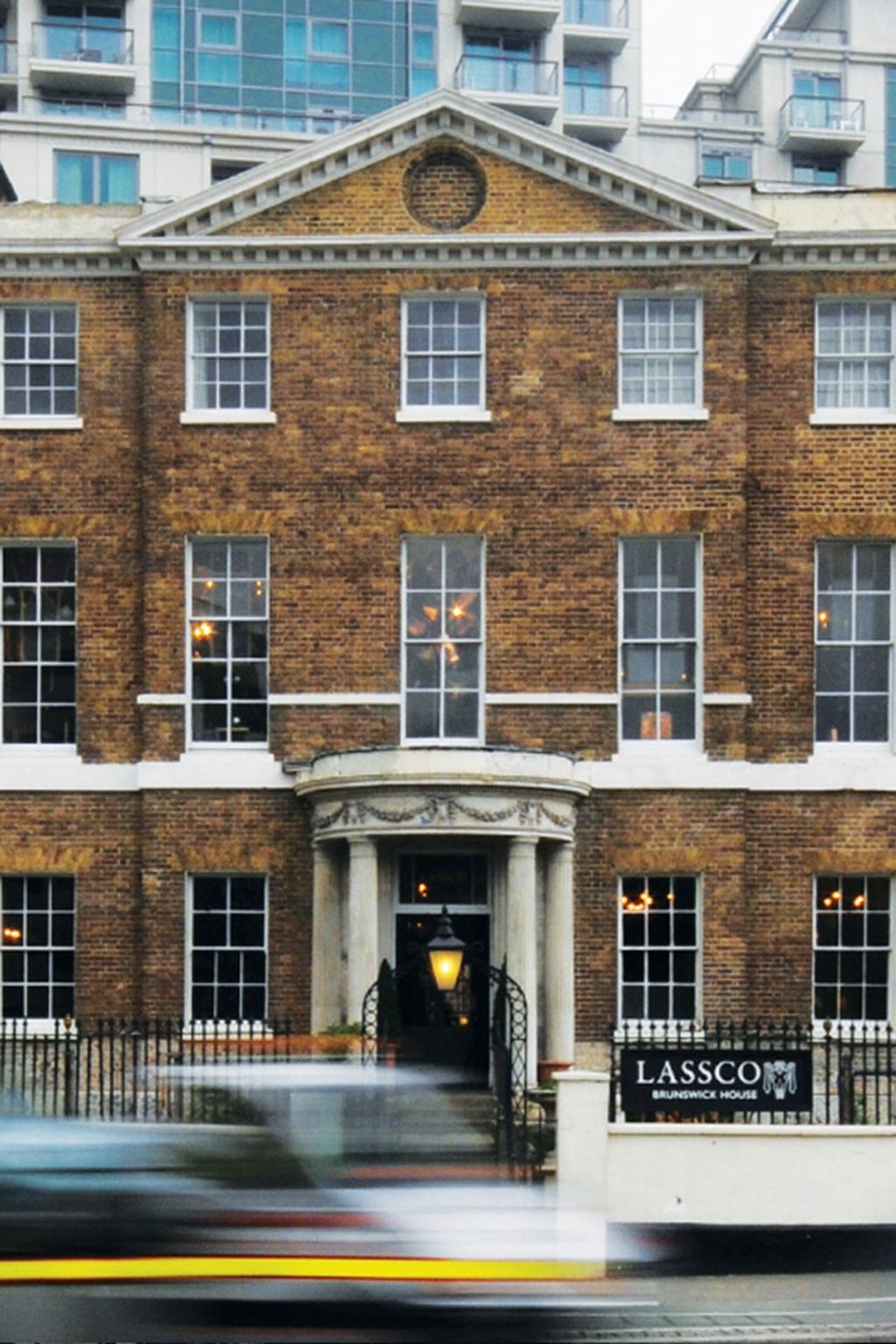 Outdoor drinking in London Brunswick House