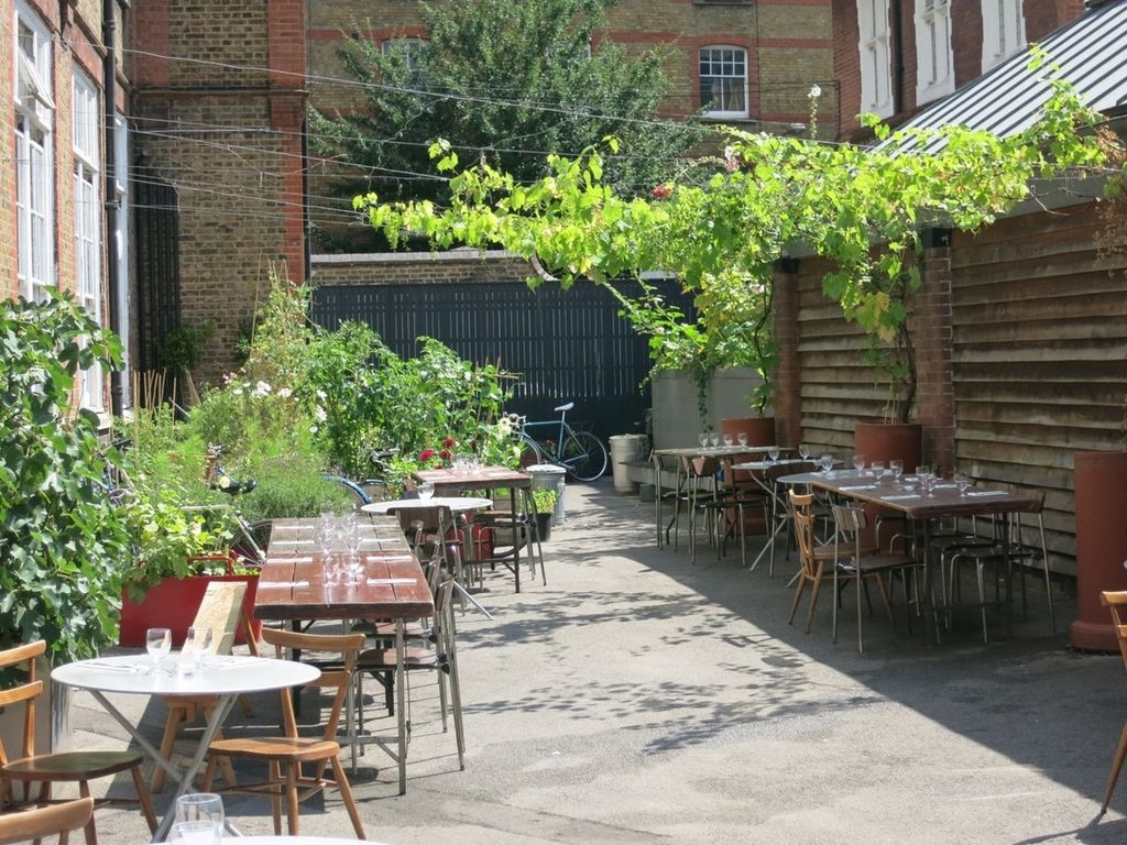 Outdoor drinking in London Rochelle Canteen