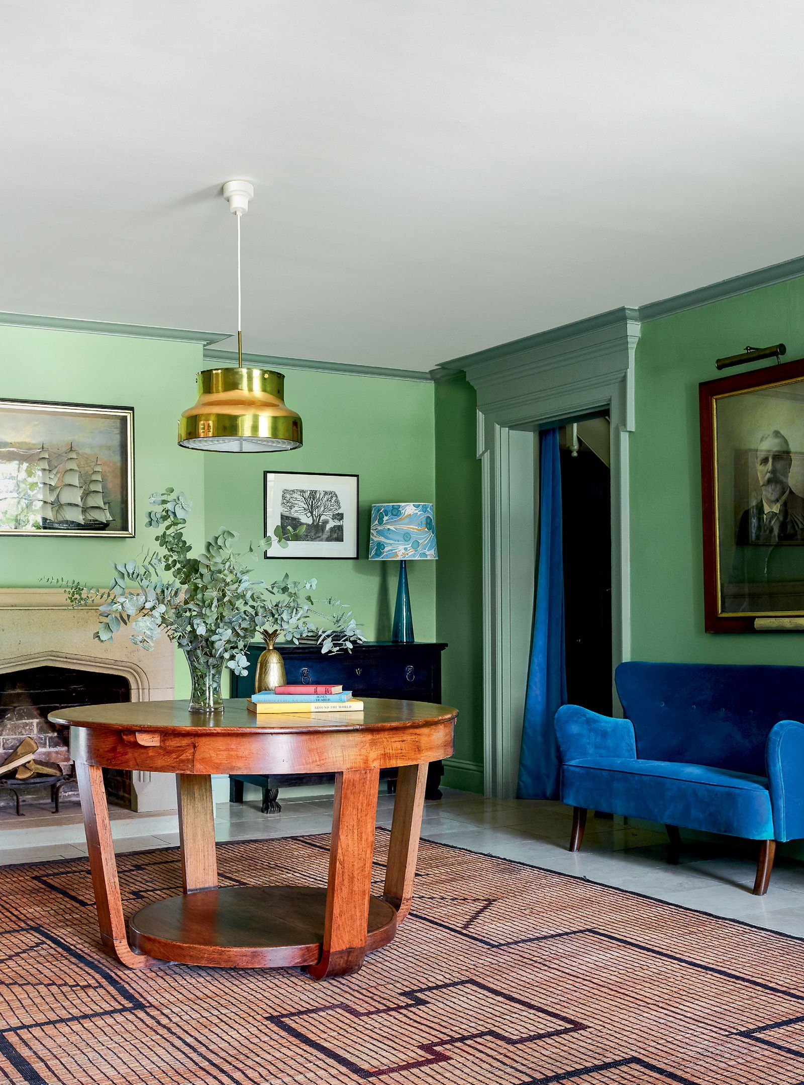 Chat GPT was keen that I should paint my room green as a brilliant complement to my midcentury inspired furniture. This...
