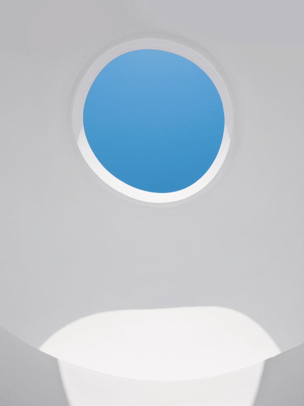 An oculus in the dome of the nave brings in light from above.