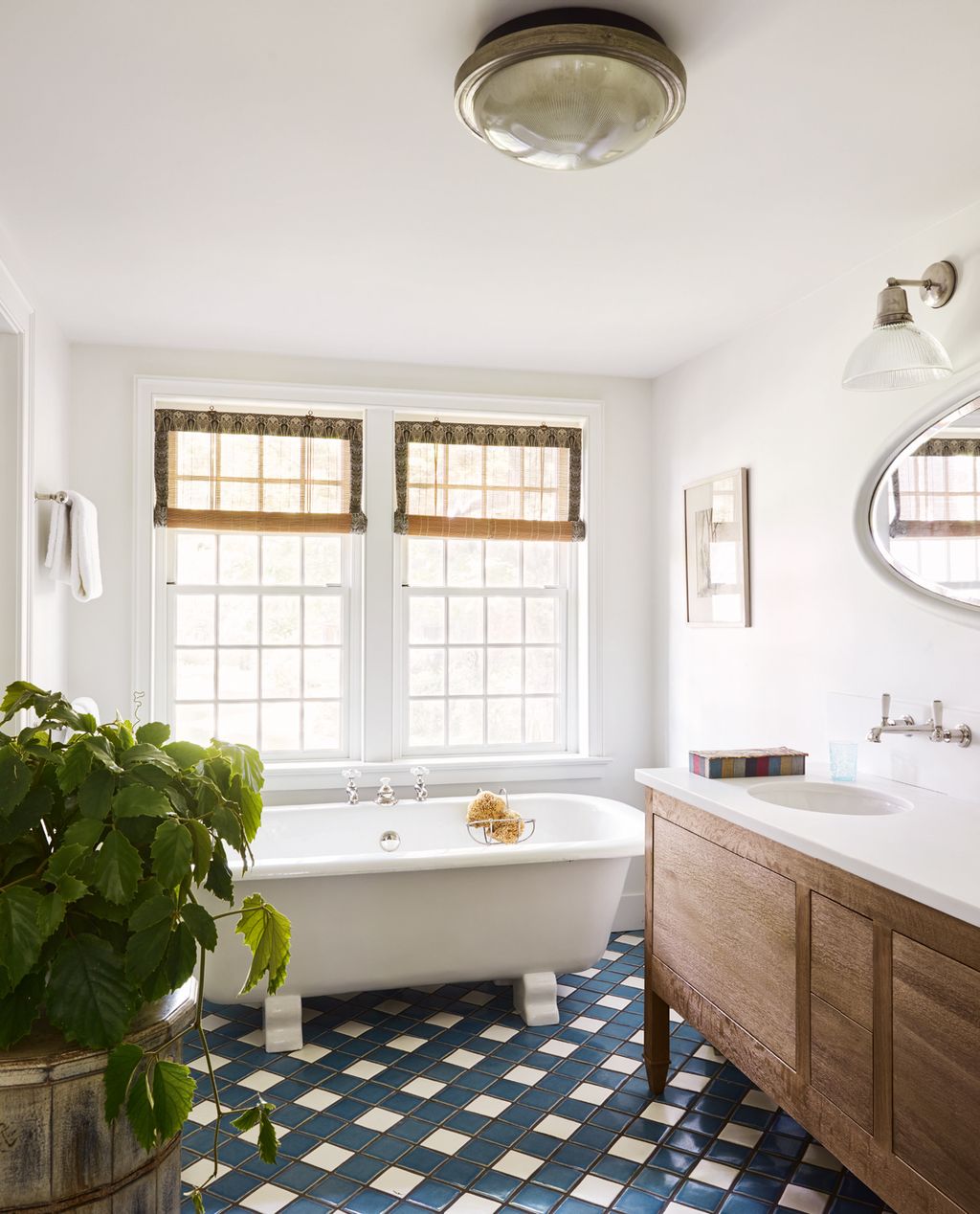 Image may contain Interior Design Indoors Room Corner and Bathroom