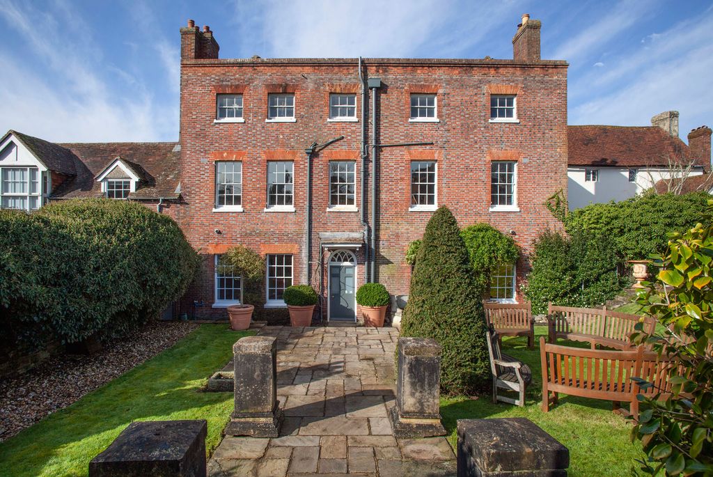 Newlands House.