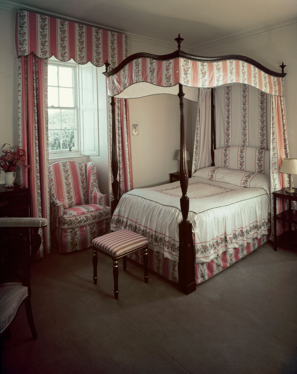 Image may contain Furniture Room Bedroom Indoors Home Decor Interior Design Flooring Living Room Bed and Floor