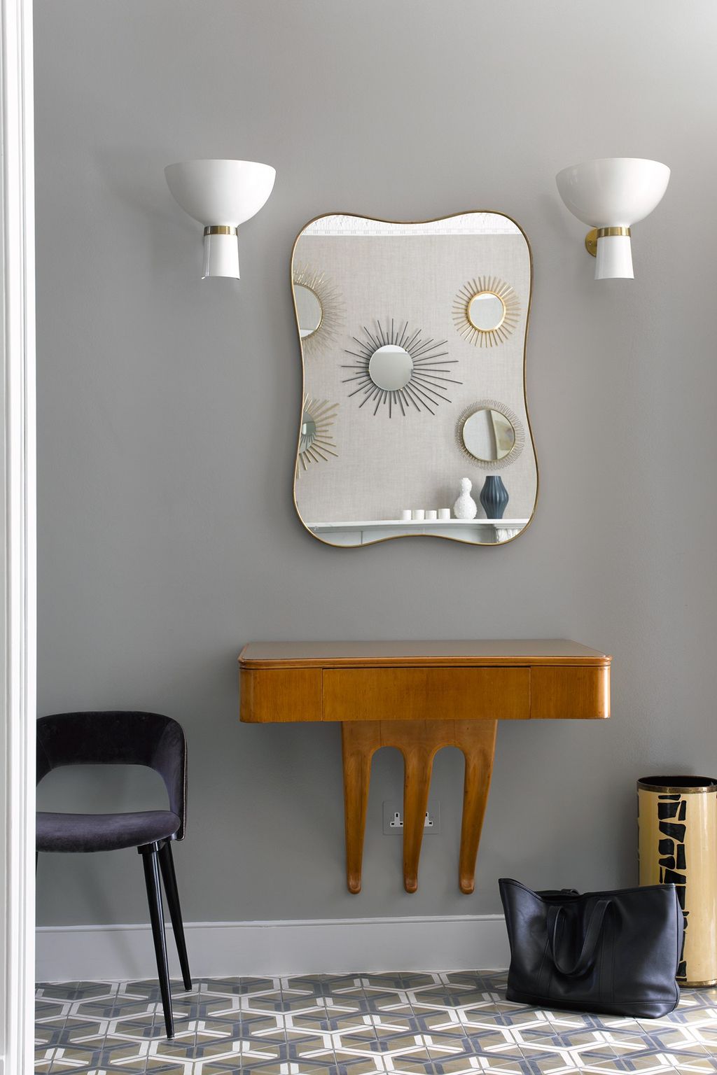 The owners of this west London town house enlisted interior decorater Henri FitzwilliamLay to create a modern family...