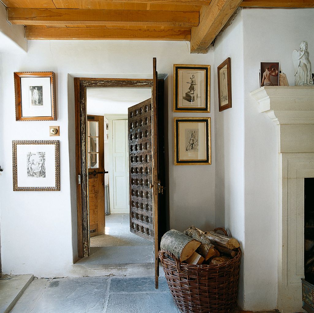 Image may contain Flooring Wood Floor Hardwood and Indoors