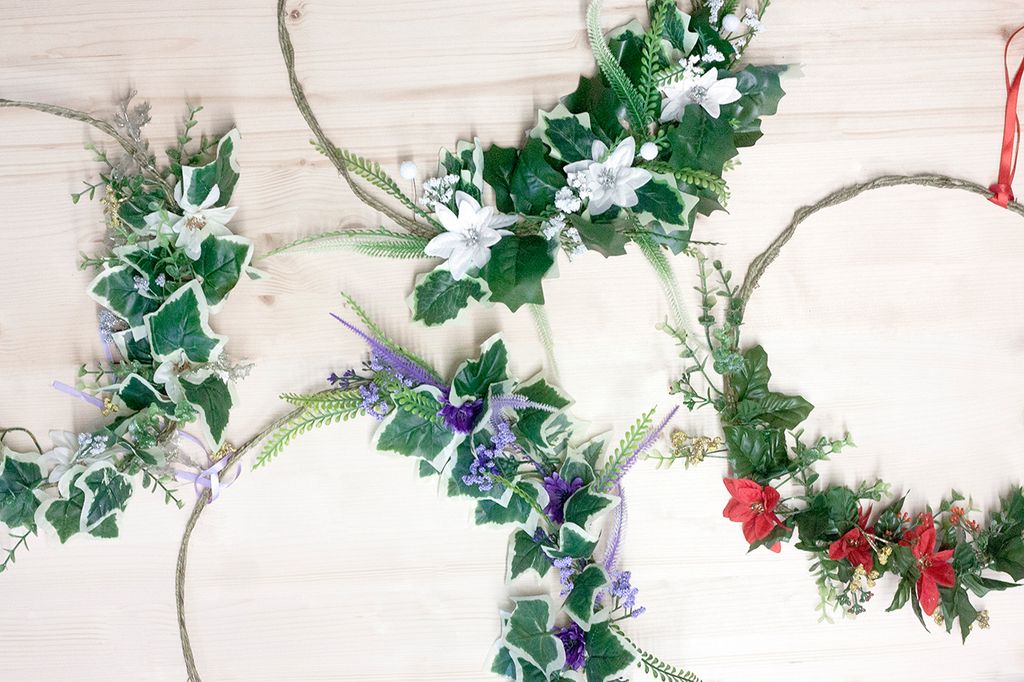 Image may contain Pattern Graphics Floral Design Art Plant Flower and Blossom