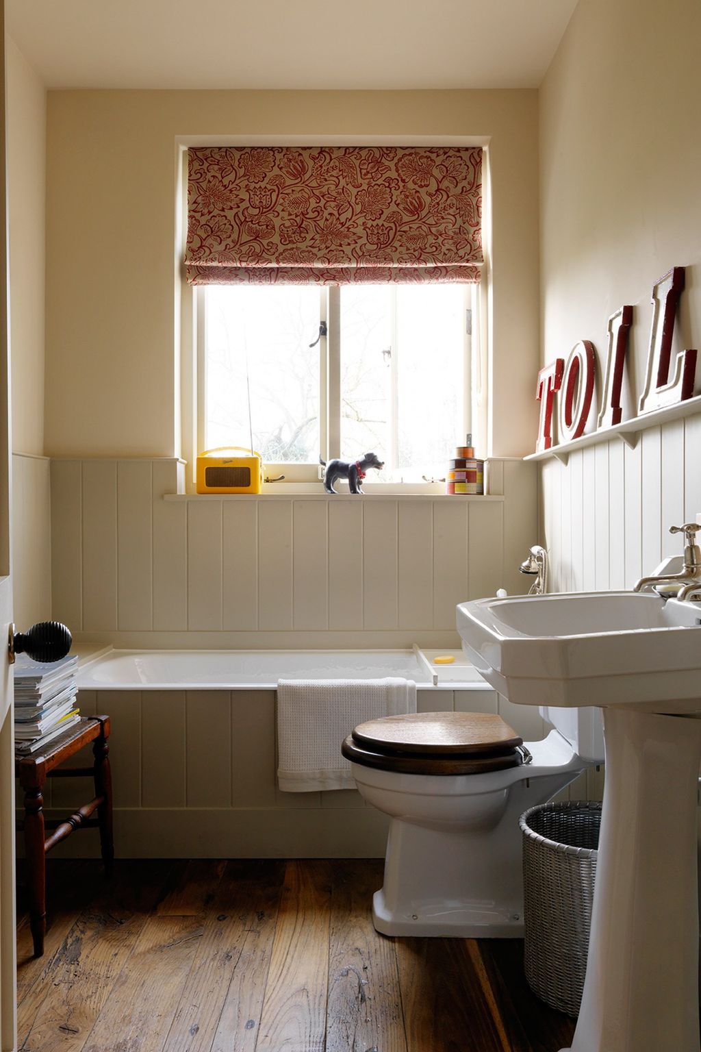 Bathroom Caroline Holdaway former artist's studio | Real Homes