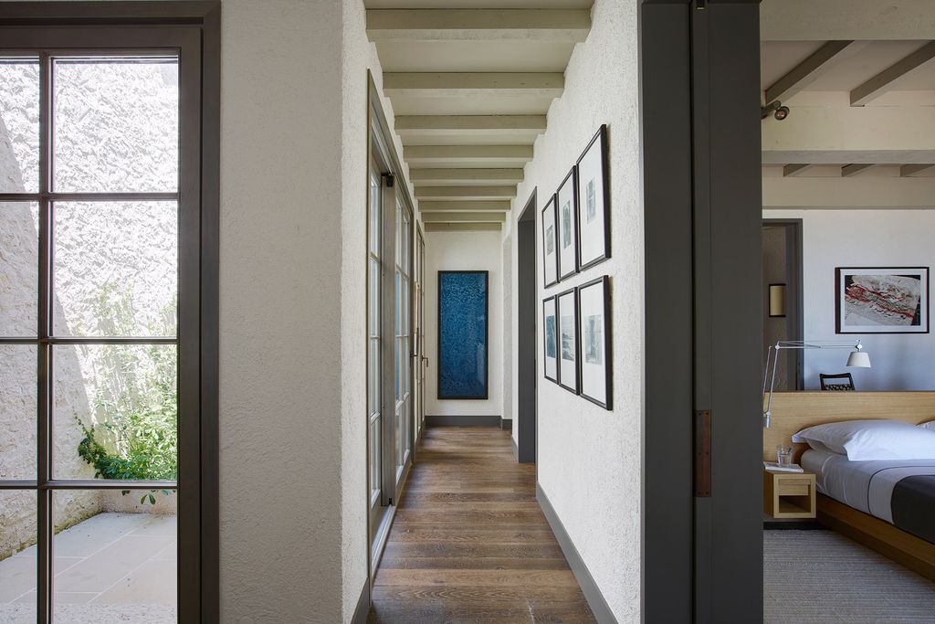 Hallway Artwork | Artwork Ideas