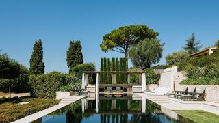 A Provence Holiday House by Andrzej Zarzycki