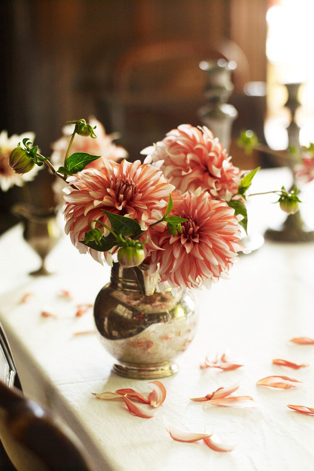 Dining Room Flowers  Wardington Manor | Real Homes