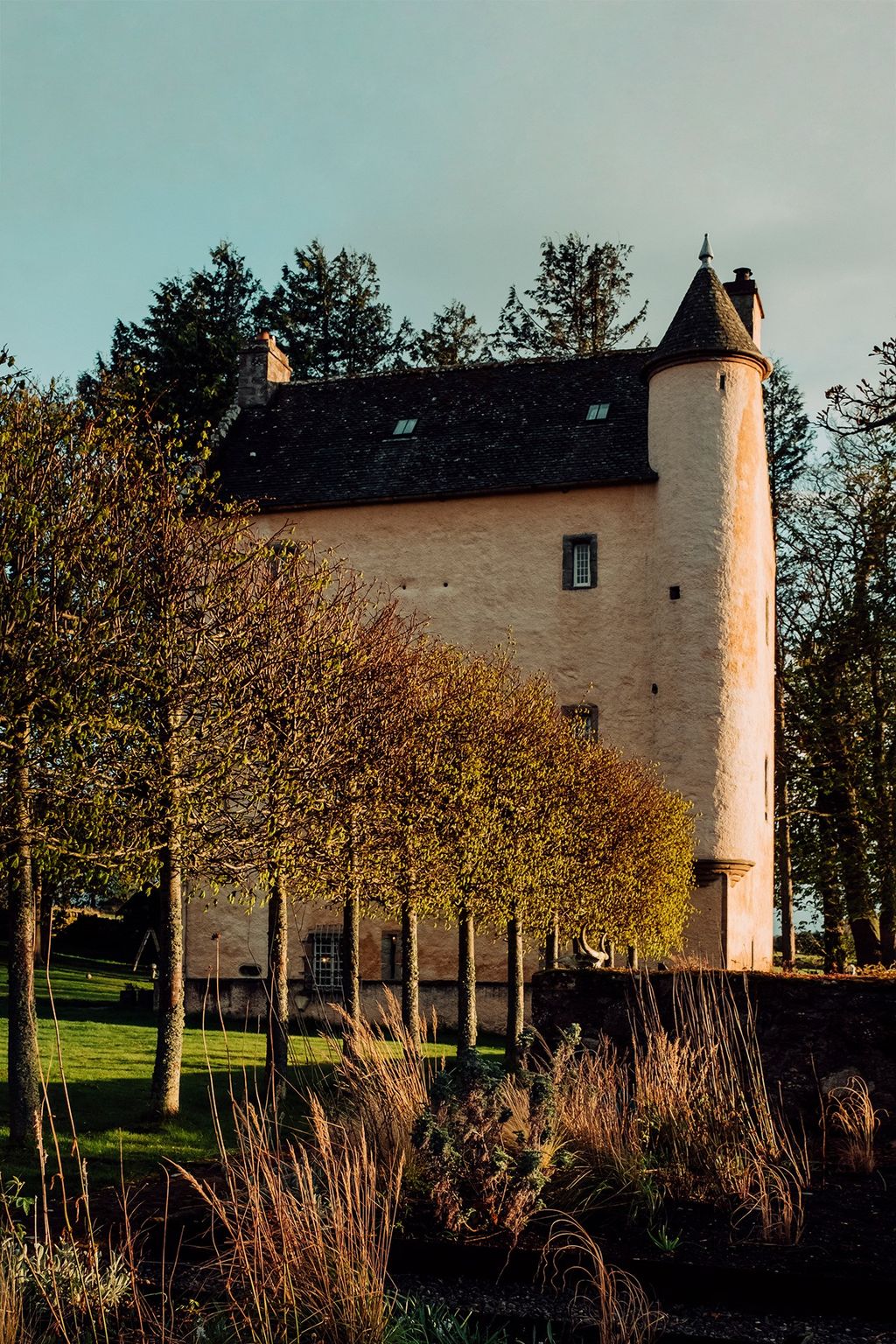 Farquhar OgilvieLaing's Highland Castle |Inside the February 2018 issue