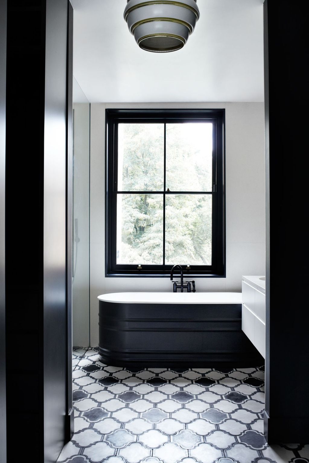 Image may contain Tub Bathtub and Indoors