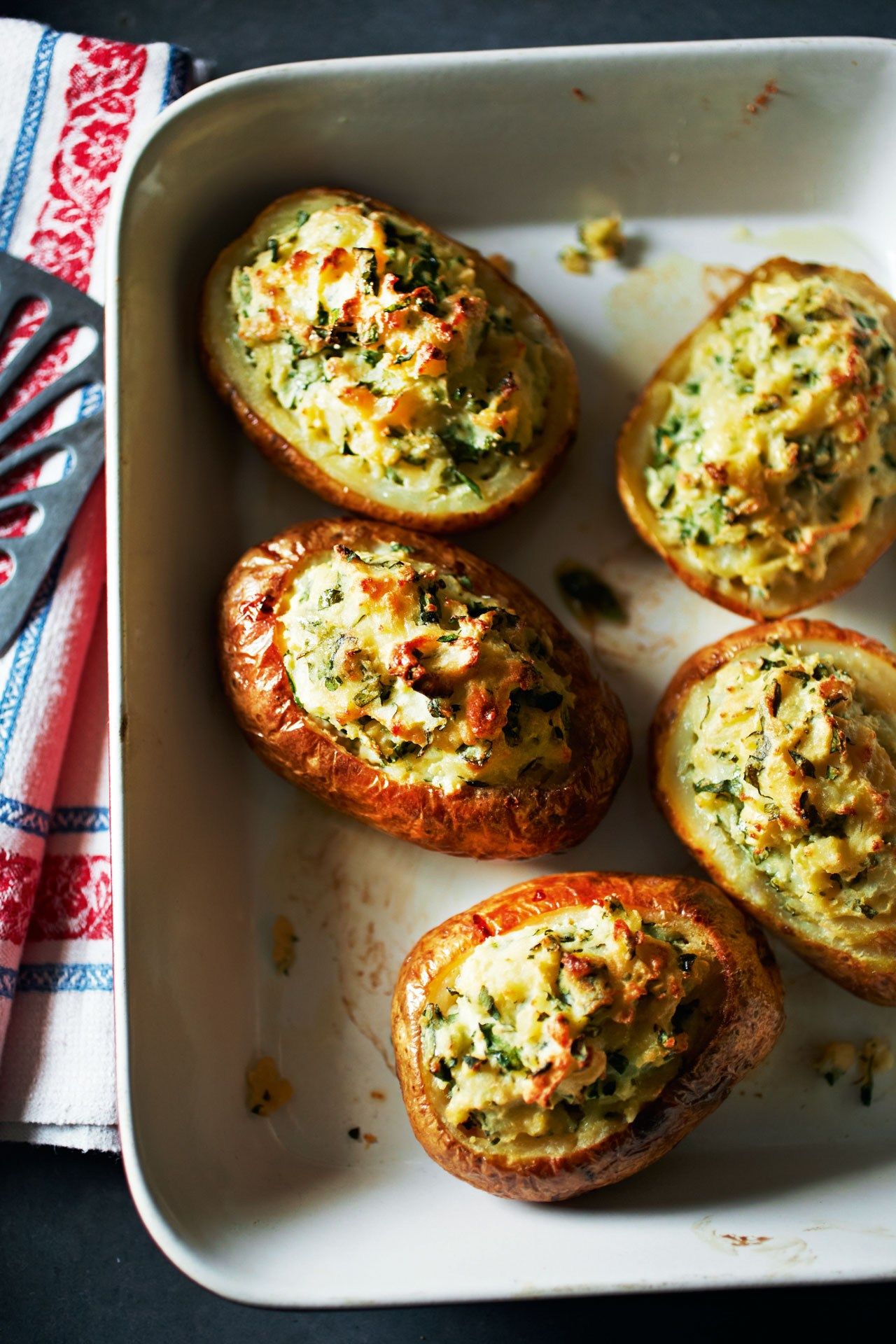 Image may contain Plant Food Pizza and Vegetable