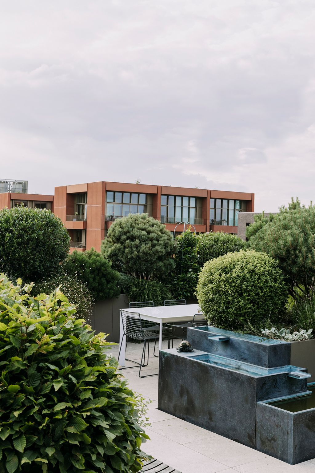 Emily overcame various challenges to create a relaxed and secluded garden with dramatic views on a 13th floor terrace...