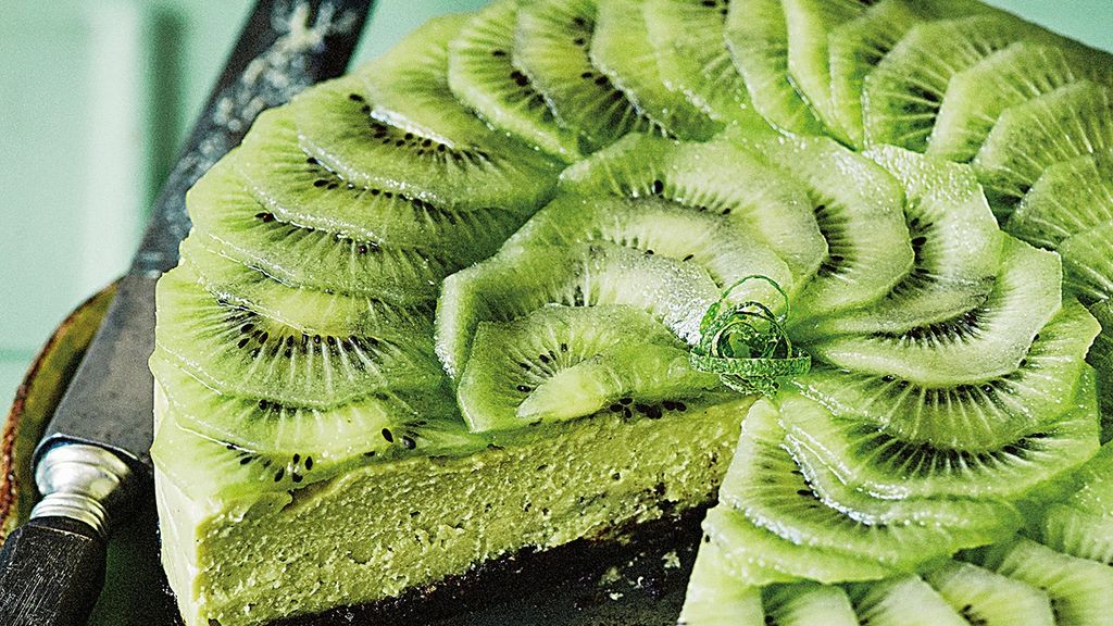 Vegan lime and avocado cheesecake with an Oreo base