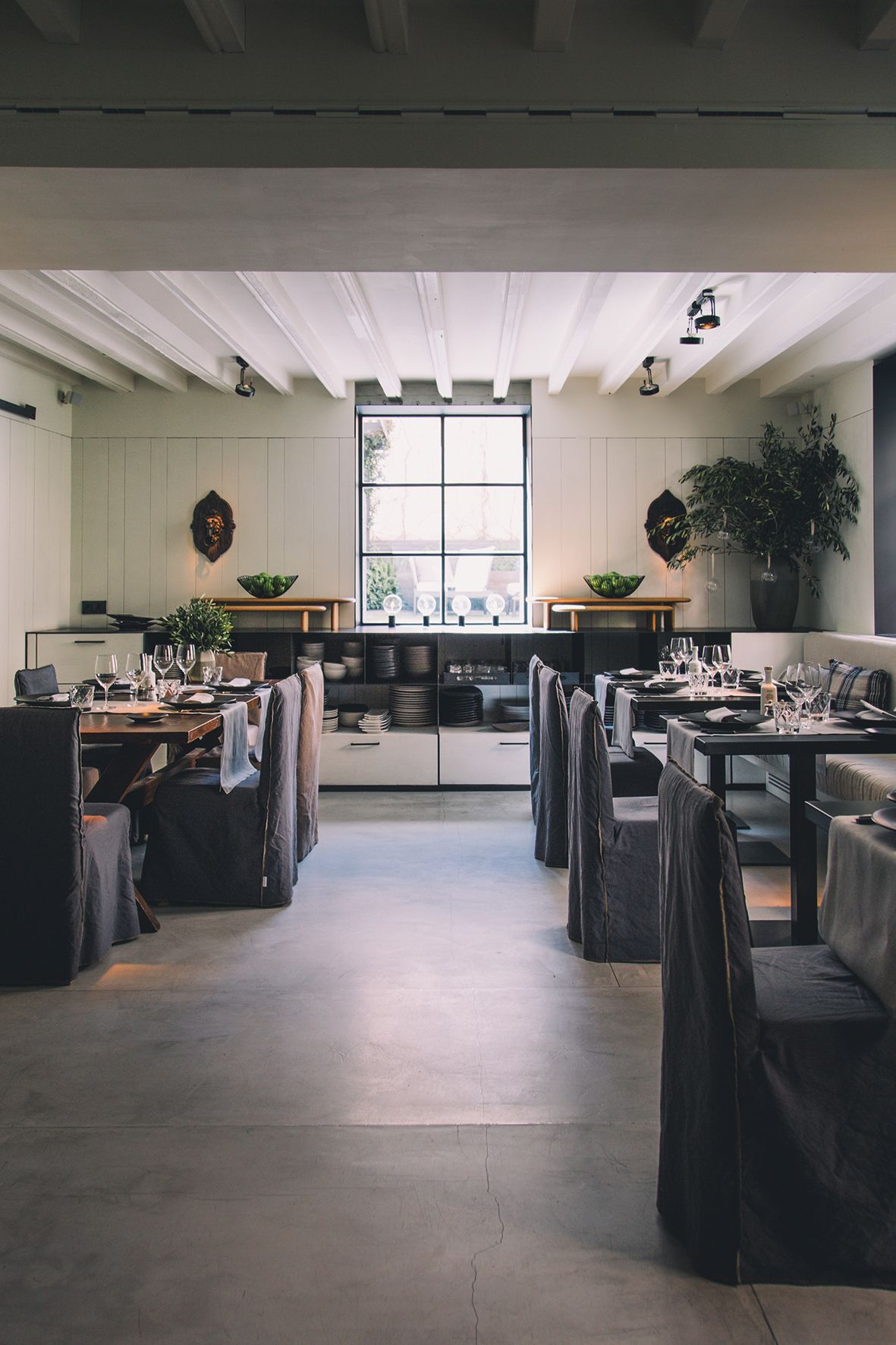 Image may contain Restaurant Cafeteria Flooring Indoors and Furniture