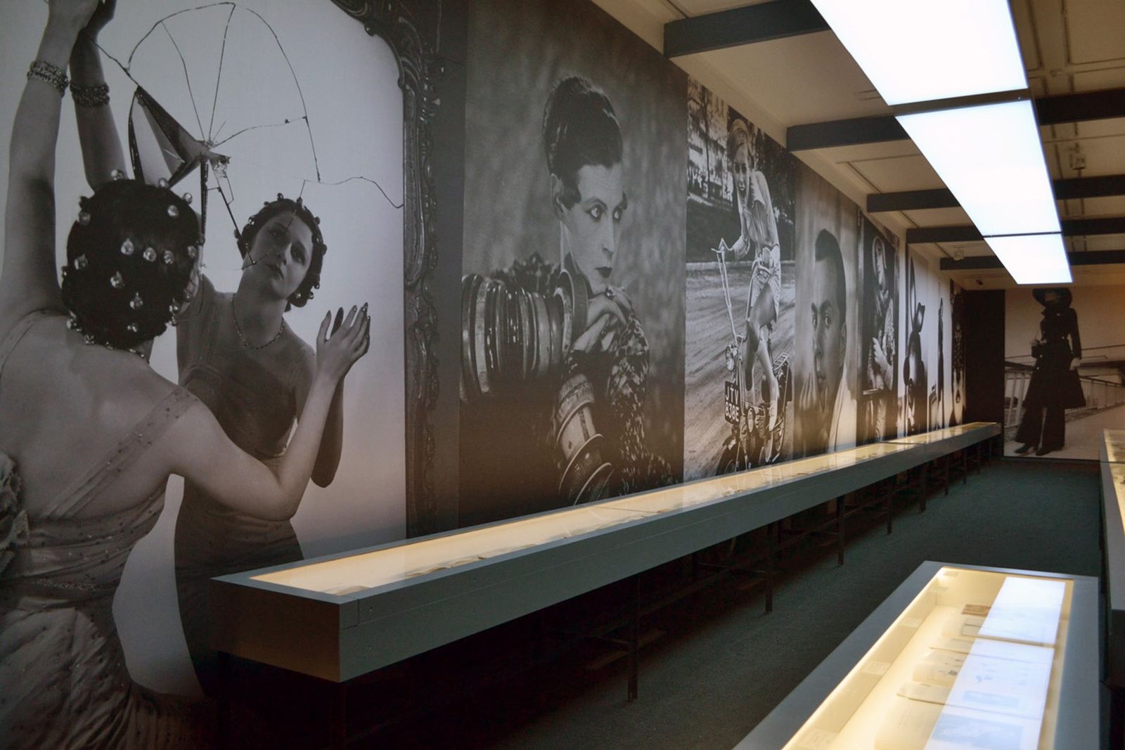 Interview with Robin Muir curator of Vogue 100 at the National Portrait Gallery  London Exhibitions