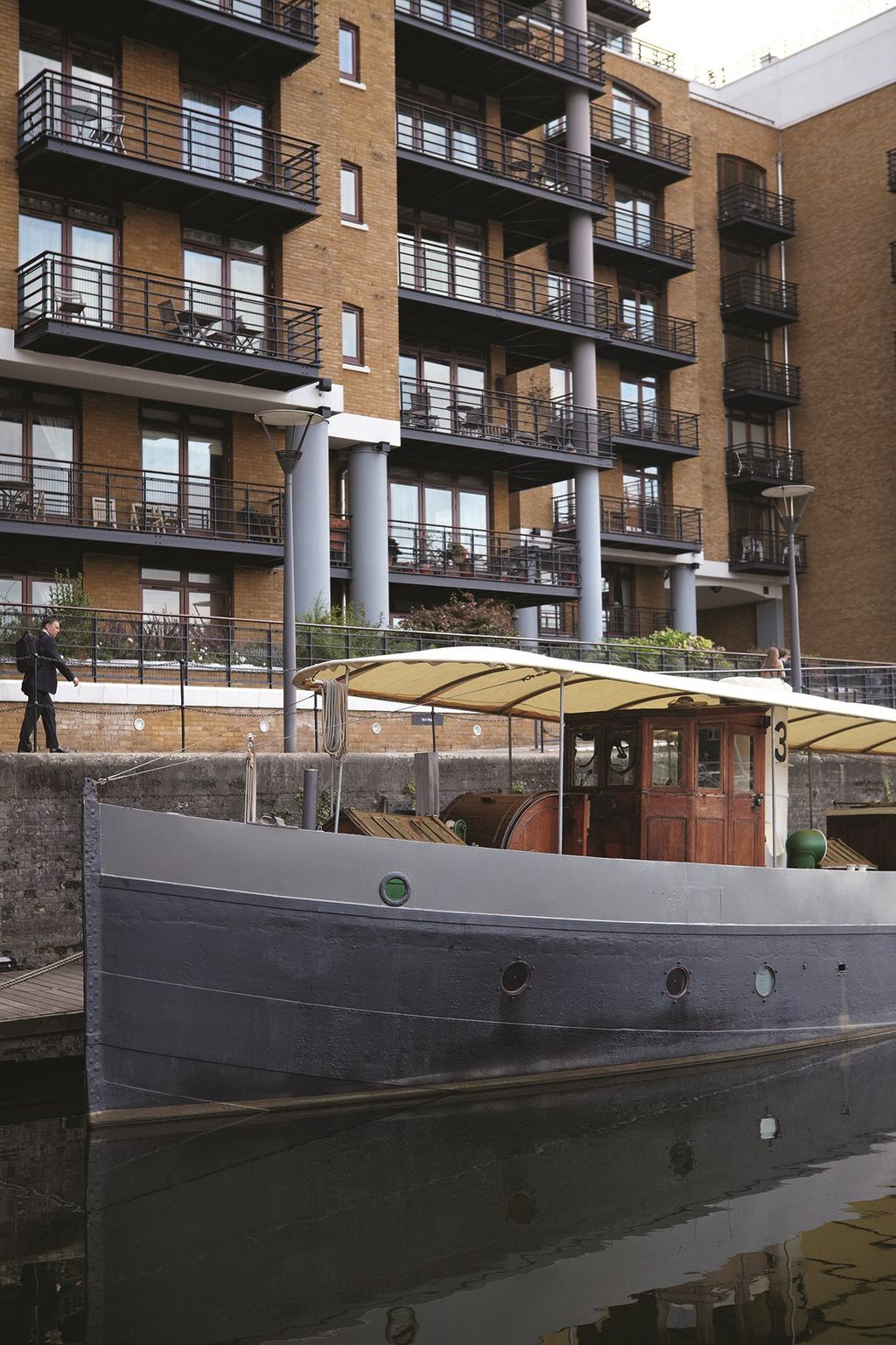Stork Moored  At Home Katie Fontana Houseboat | Real Homes