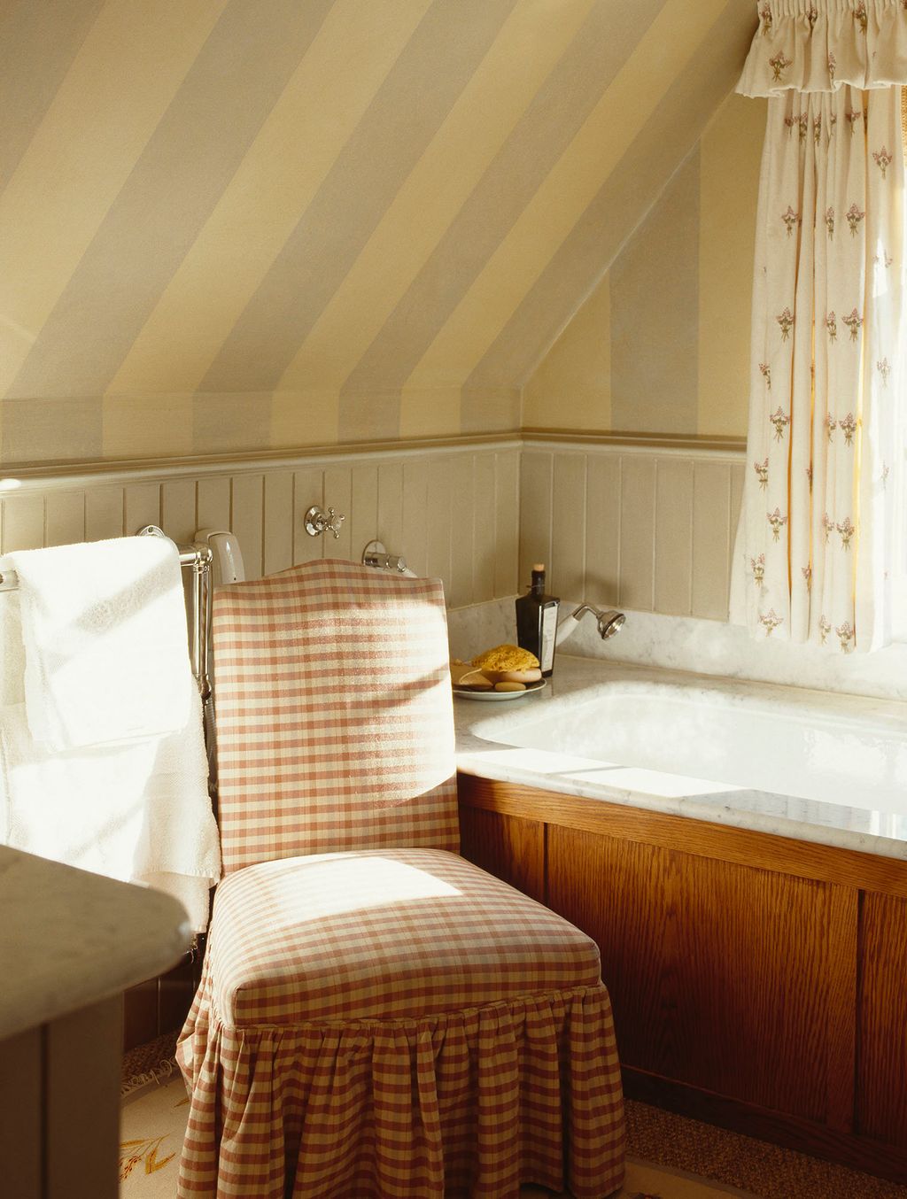 Image may contain Interior Design Indoors Furniture Chair Housing Building Tub Home Decor and Bathtub