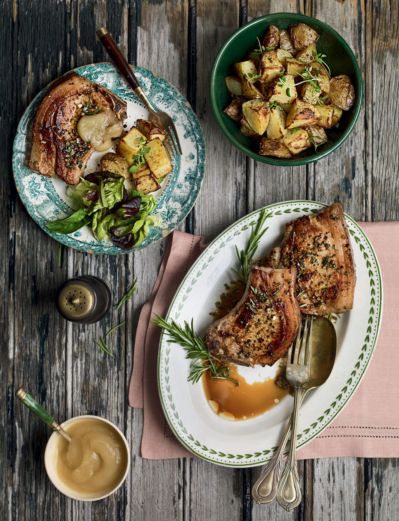 Pork chop with baked apple ketchup