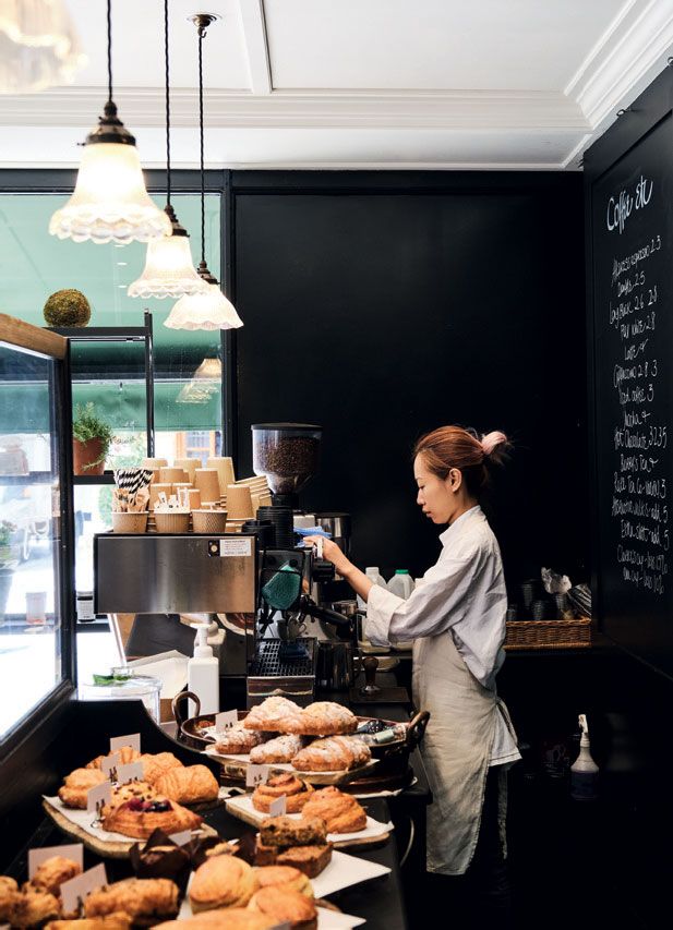 Across the road from Clarkes restaurant which serves coffee to accompany the fresh viennoiserie.