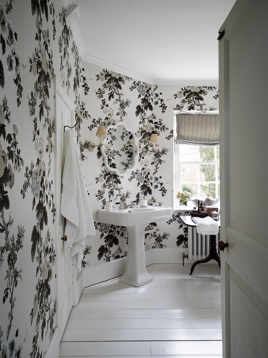 Image may contain Interior Design Indoors Home Decor Room and Flooring