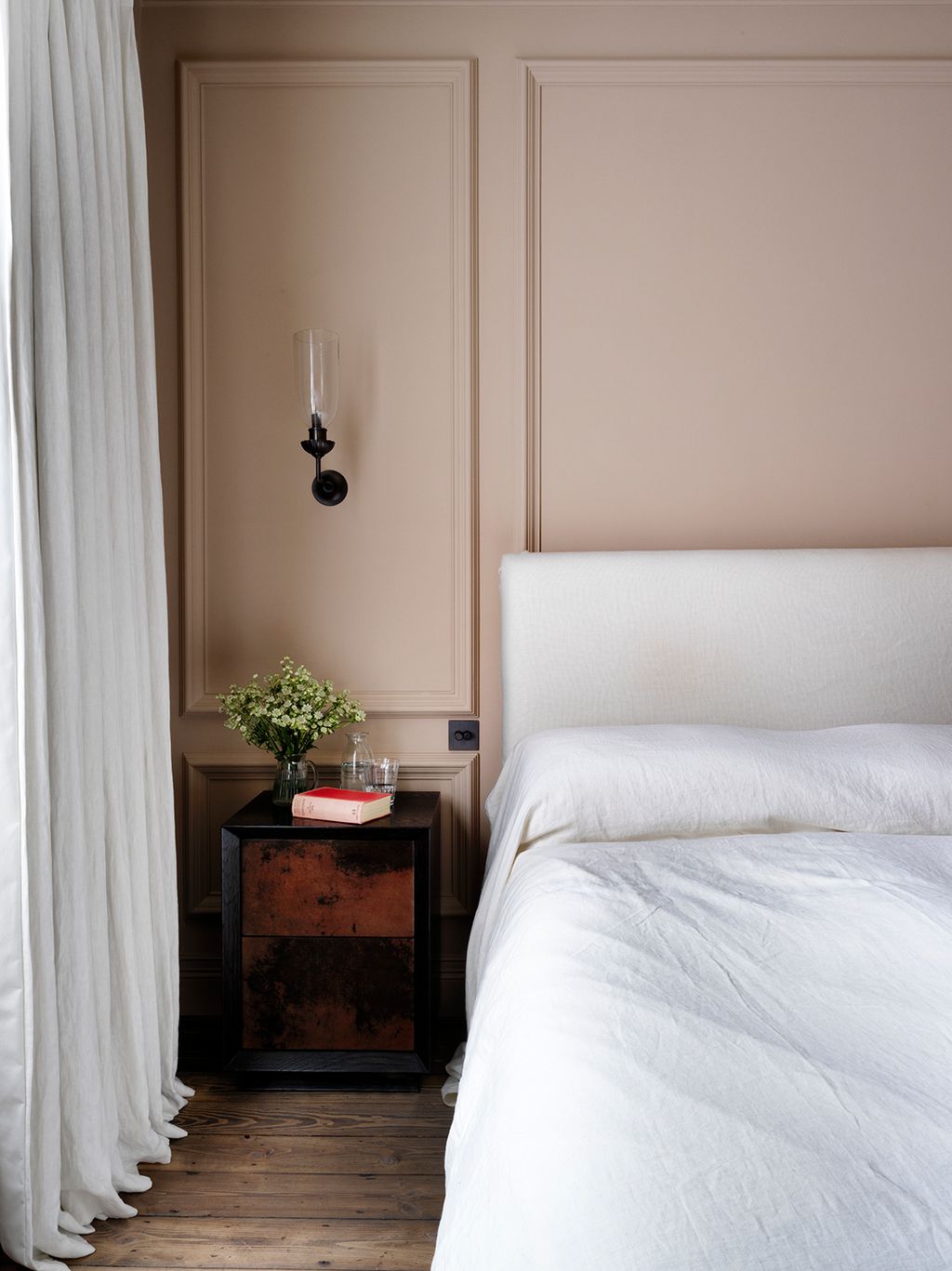 Image may contain Indoors Room Bedroom Furniture Bed Interior Design and Dorm Room