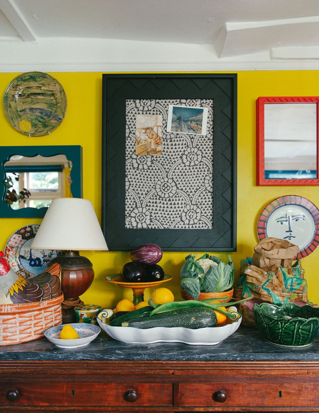 Image may contain Lamp Furniture Hot Tub Tub Jacuzzi Living Room Room and Indoors