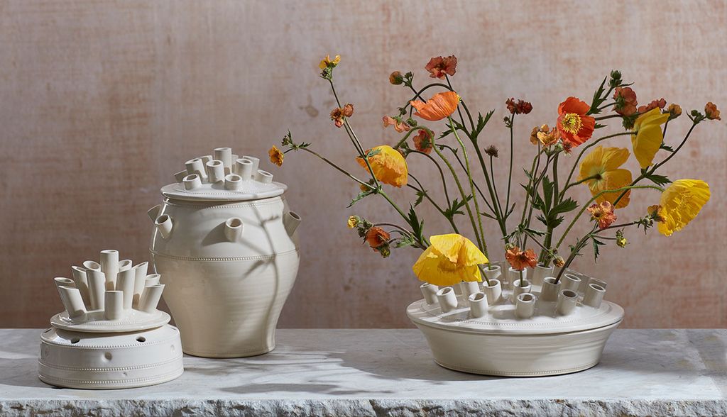 John Wheeldon was a recent discovery made during one of our jaunts to The New Craftsmen where his striking tulipieres...