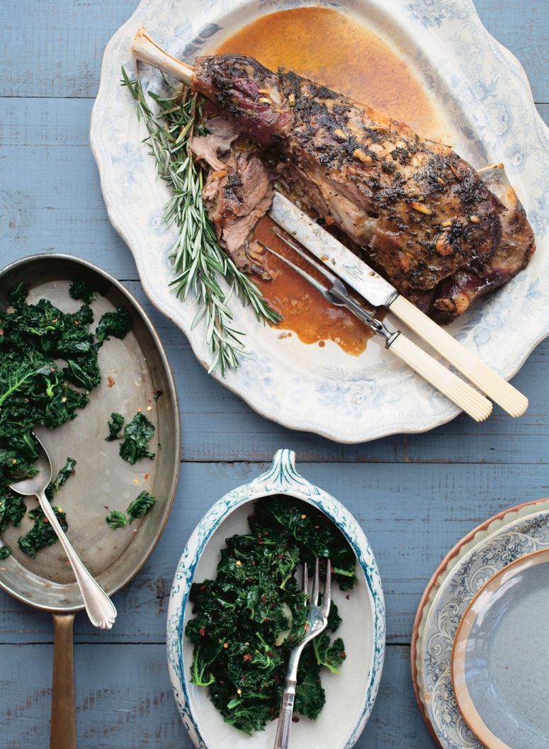 Image may contain Plant Food Vegetable Spinach Kale and Cabbage