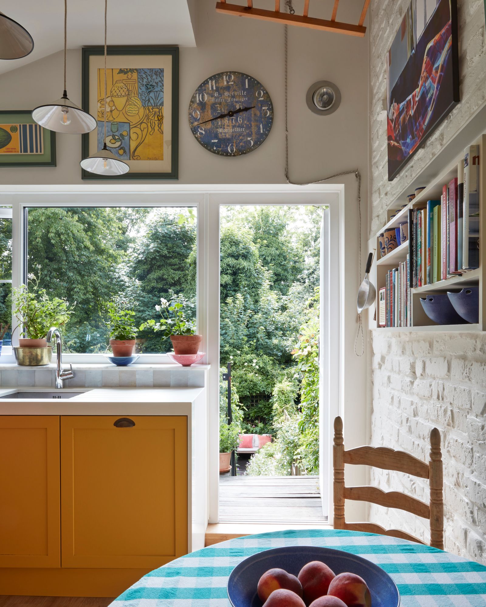 Image may contain Furniture Room Indoors and Interior Design